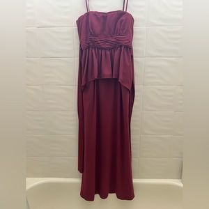 Wine strapless dress for formal activities